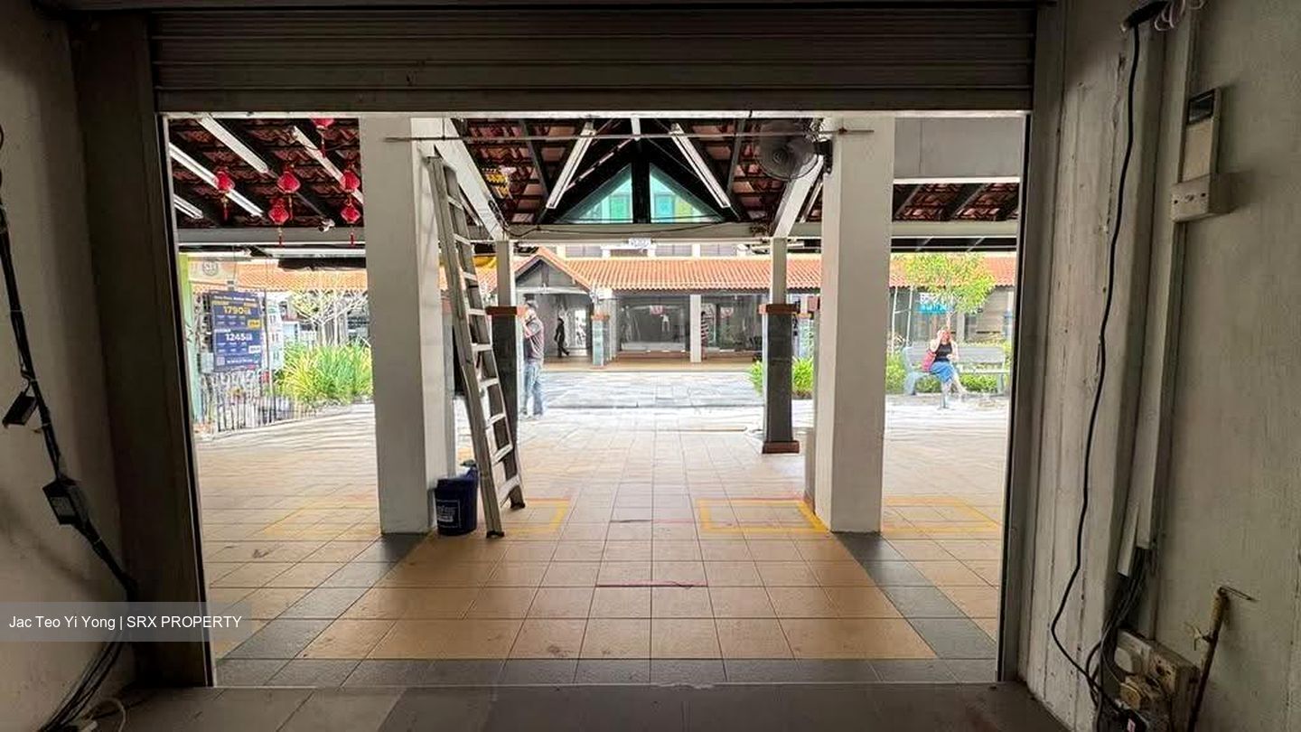Toa Payoh Central (D12), Shop House #627537761